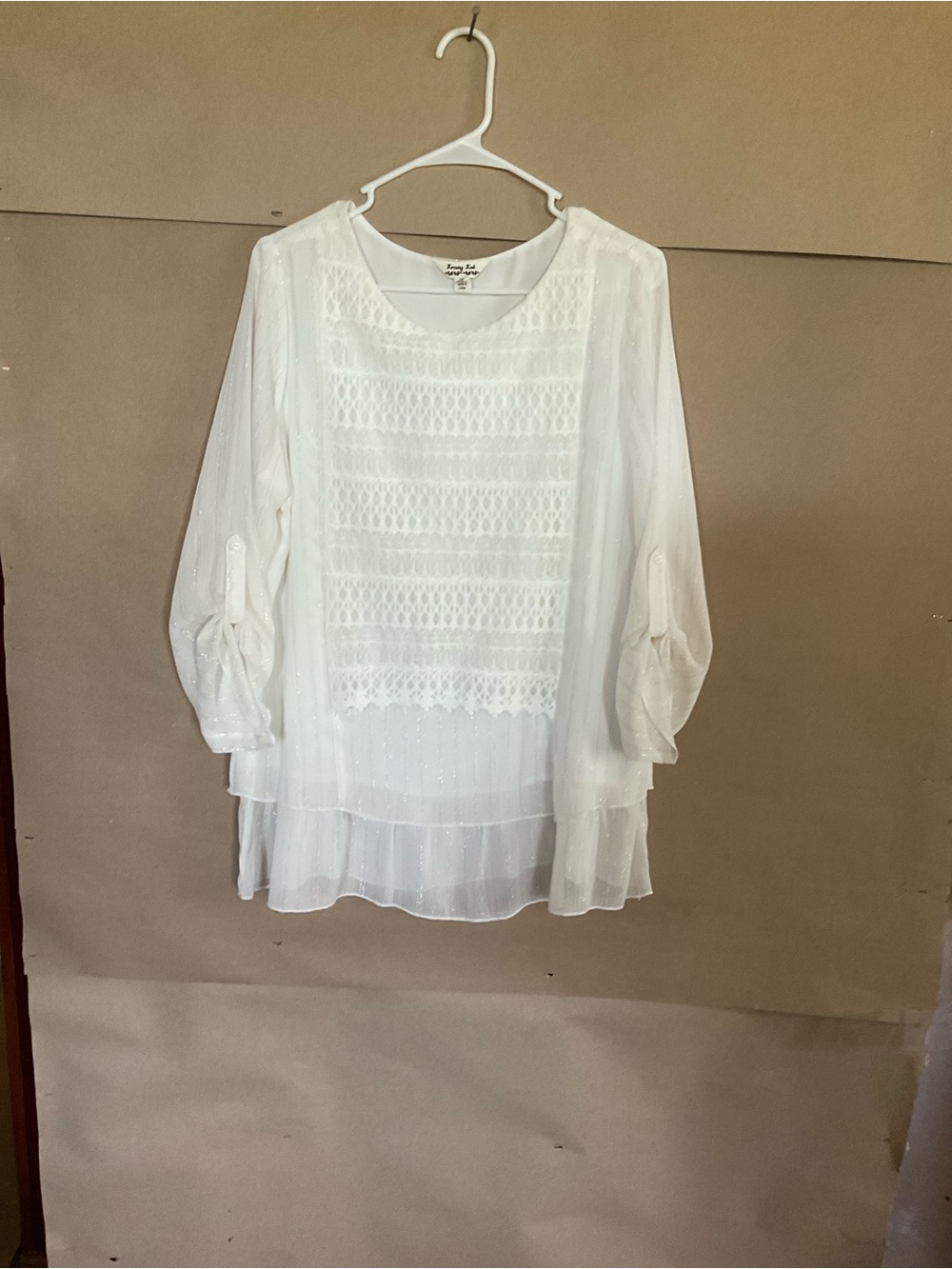 Krazy Kat Ivory Lace & Ruffle Peasant Blouse. Size M